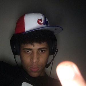 Meet your Posher, Ray